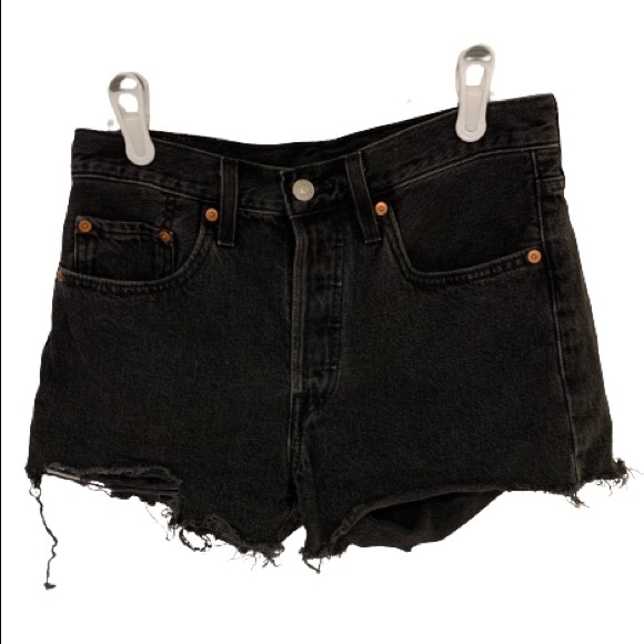 Levi’s 501 Original Shorts in Black - Picture 3 of 6